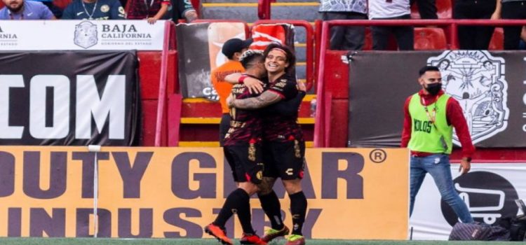 Xolos le pega al América 2-0