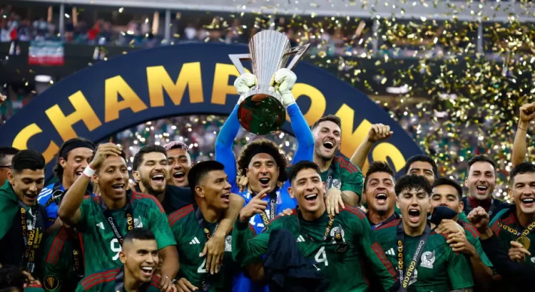 México gana su novena Copa Oro tras vencer 1-0 a Panamá