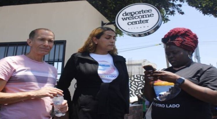 Inauguran en Tijuana estación para atender a migrantes deportados