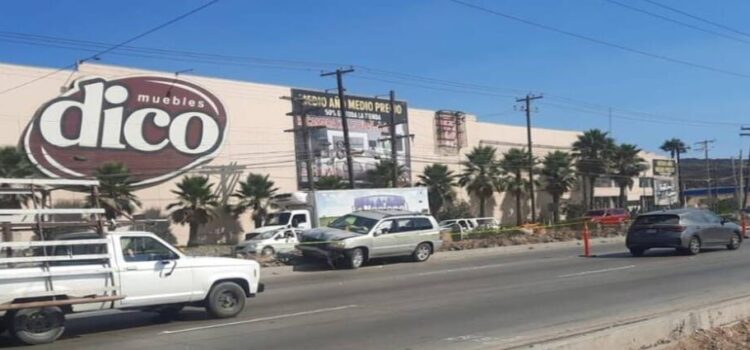 Ataque en carretera libre Tijuana-Rosarito deja un muerto y una mujer lesionada