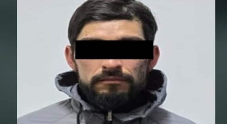 Policía repele agresión y detiene a dos presuntos ladrones