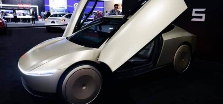 Tesla lanza su taxi sin conductor en Texas para un grupo selecto de clientes