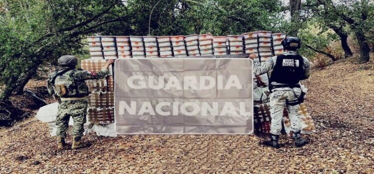 Aseguran más de 3 toneladas de metanfetamina en Baja California