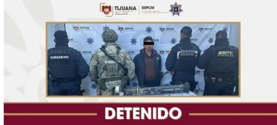 Arrestan a hombre que caminaba con un lanzador tipo bazuca por calles de Tijuana
